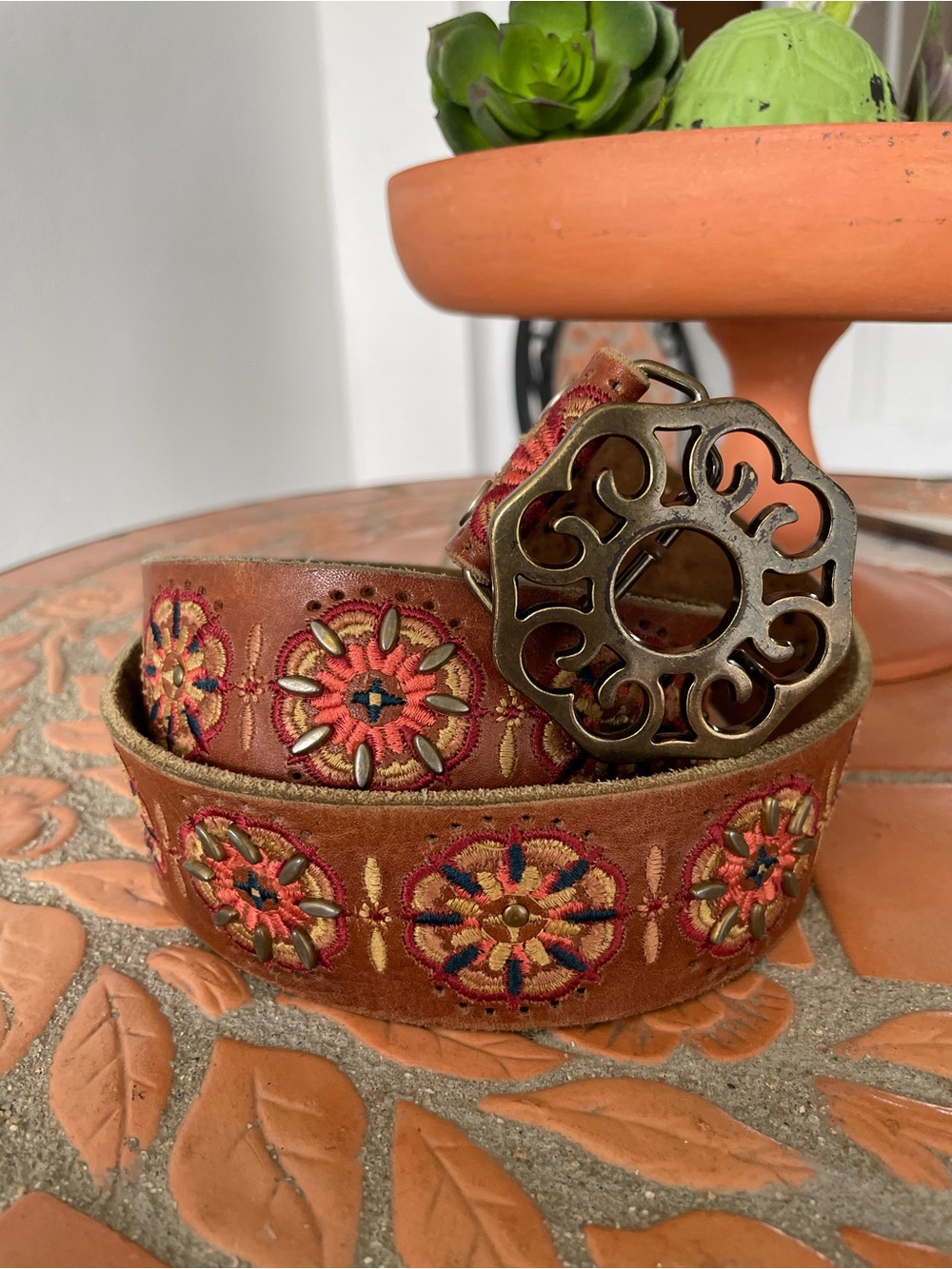Lucky Brand Leather Embroidered Belt Brass
Buckle Size L